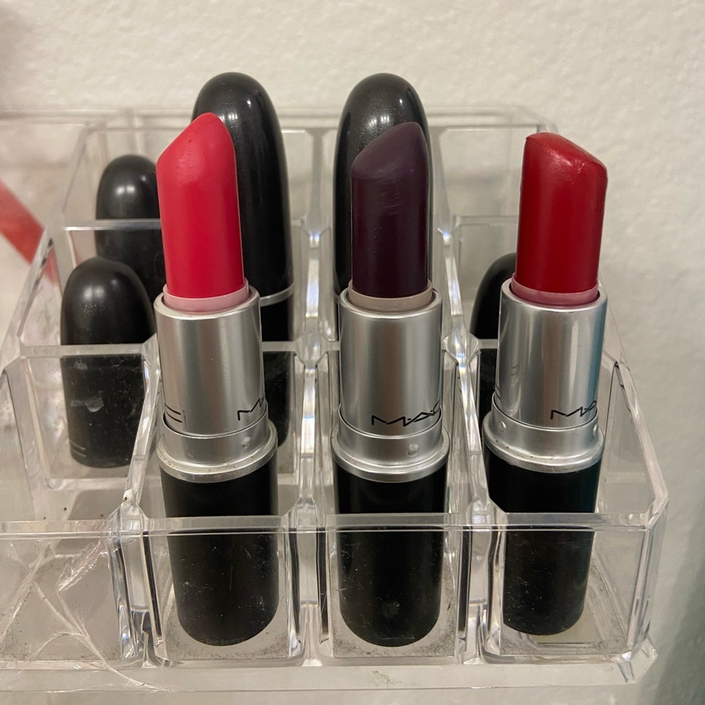Mac Lipstick Bundle!